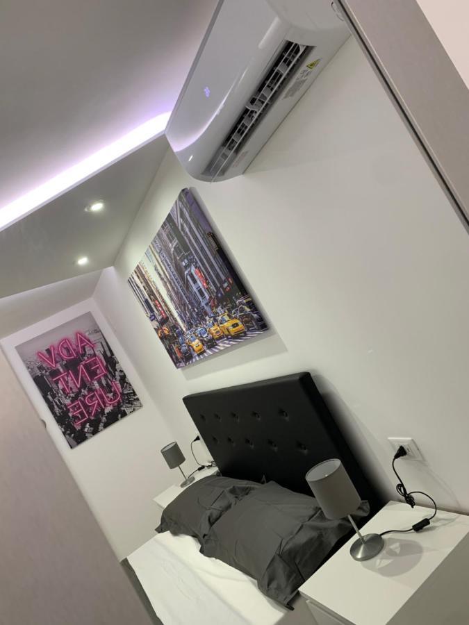 Rossella'S Home ปาแลร์โม ภายนอก รูปภาพ