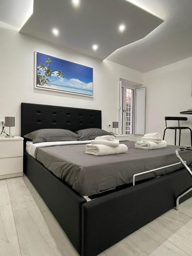 Rossella'S Home ปาแลร์โม ภายนอก รูปภาพ
